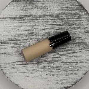 Armani Luminous Silk Concealer Shade 3 Full Size 4oz/12 ml BRAND NEW Without Box